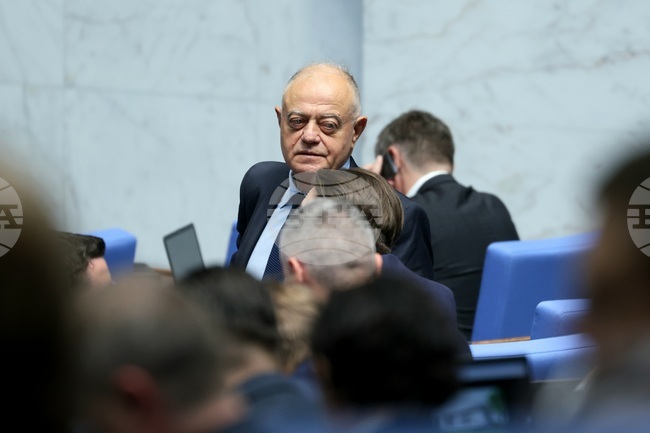 DB Chair Atanassov: Bulgaria Obtains Intel from Foreign Services, Not from Its Own