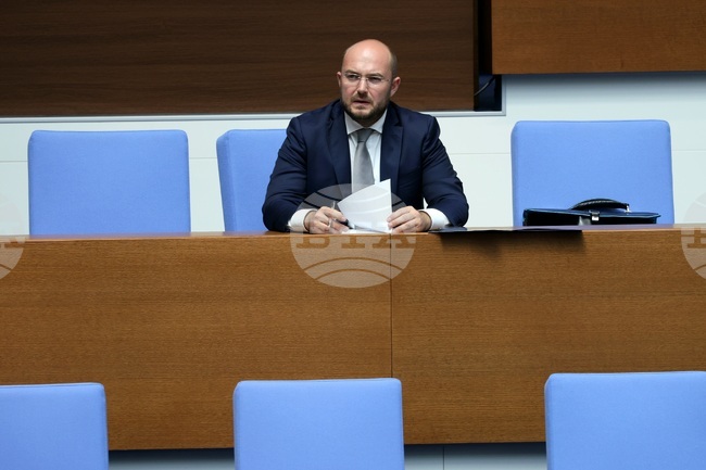 Парламентът прие на второ четене промени в Закона за мерките срещу финансирането на тероризма, свързани с изваждането ни от "сивия списък“ на FATF