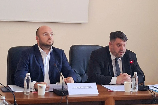 Борбата с насилието е водещ приоритет за българското правителство, каза вицепремиерът Атанас Зафиров