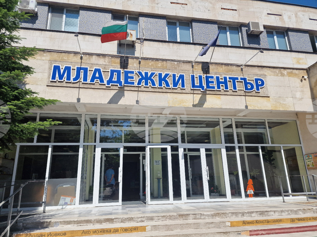 Европейски проект приближава децата на Хасково до звездите