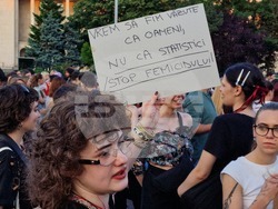 Румъния -  насилие срещу жени - протест