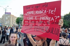 Румъния -  насилие срещу жени - протест