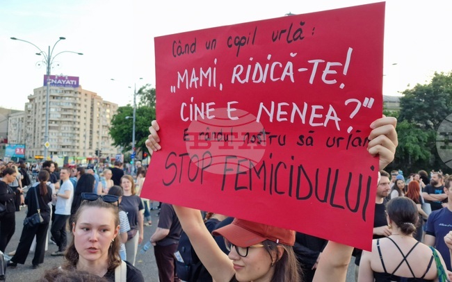 Румъния - насилие срещу жени - протест
