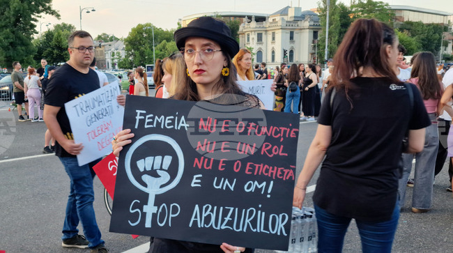 Ново убийство на бременна жена в Румъния провокира пореден протест в Букурещ