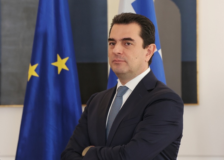 Обещаващи перспективи в проучването на енергийните запаси югозападно от о. Крит, според гръцкия министър на развитието