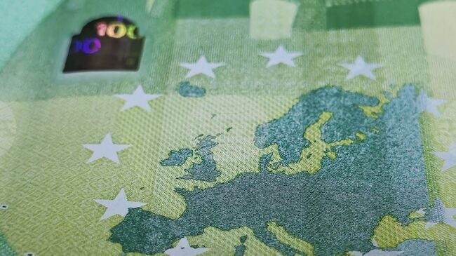 Еврото поевтинява леко спрямо долара в сутрешната междубанкова търговия, йената е под силен натиск 