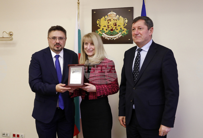 Сметна палата - БТА - годишнина - Почетен плакет