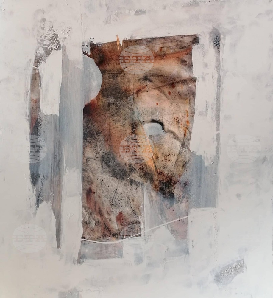 Rosen Donchev to Present Warm Gray Exhibition