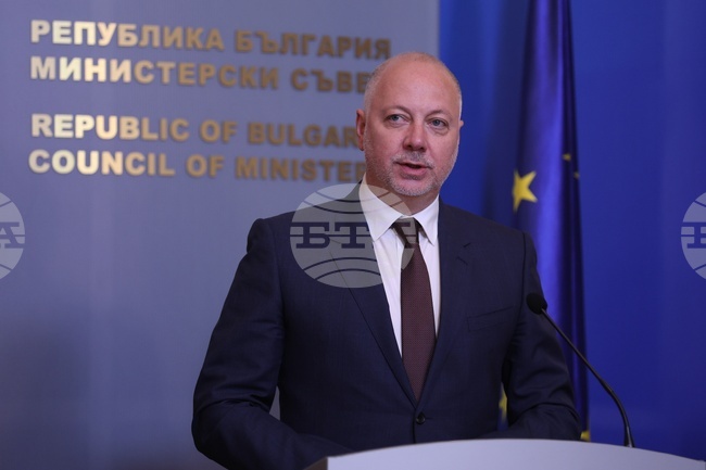 Дълбоко сме натъжени от трагичната новина от Грац, написа премиерът Росен Желязков във връзка със стрелбата в училище