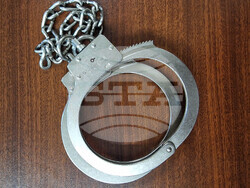 Хасково - Окръжен съд - турски граждани - мярка - белезници