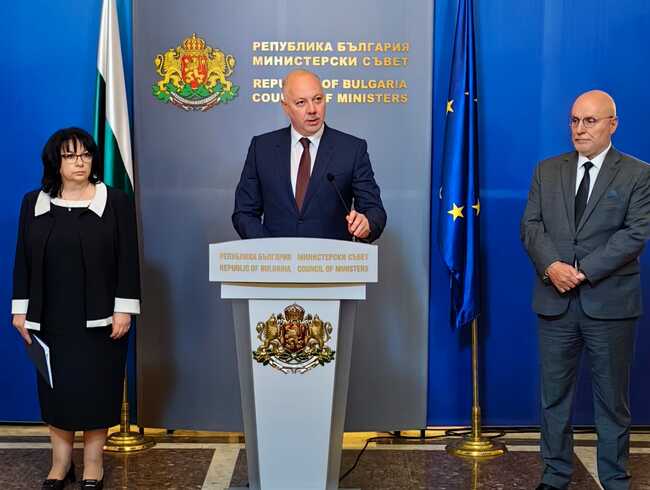 Премиерът Желязков: Положителните конвергентни доклади са повод за гордост на българското общество, правителството ще гарантира плавното и спокойно въвеждане на еврото
