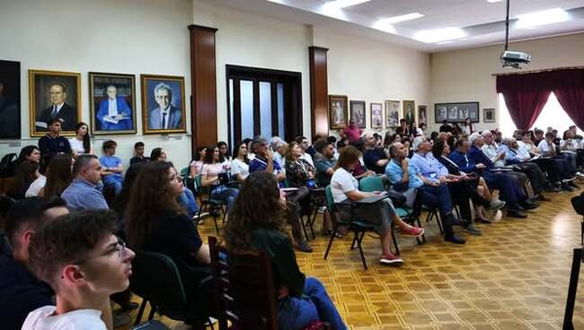 АТА: Международна конференция по квантова технология се състоя в Академията на науките на Албания