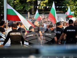 Бургас - протест в защита на българския лев