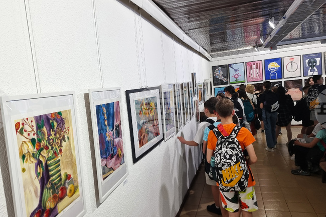 Смолян - Художествено училище - изложба