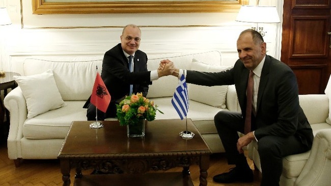 АНА-МПА: Гръцкото малцинство в Албания е основен приоритет за Гърция, каза гръцкият външен министър Йоргос Герапетритис