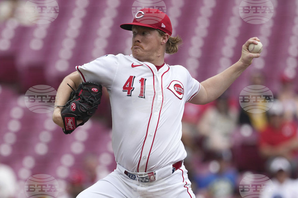 Brewers Reds Baseball