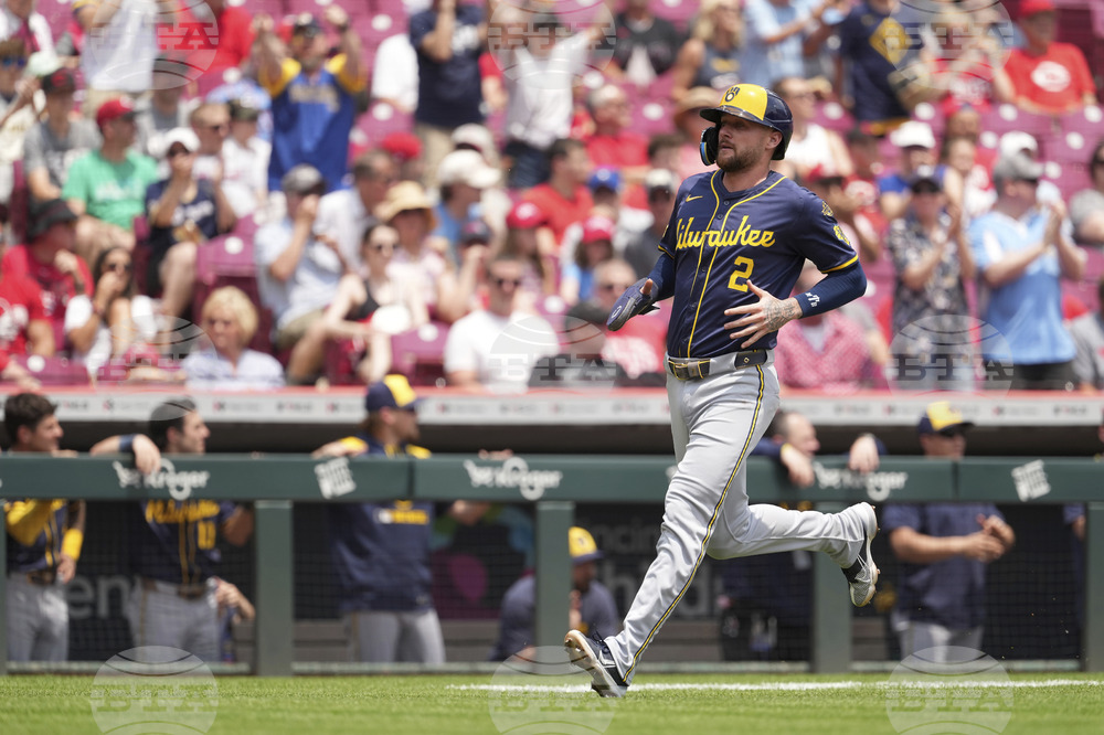 Brewers Reds Baseball
