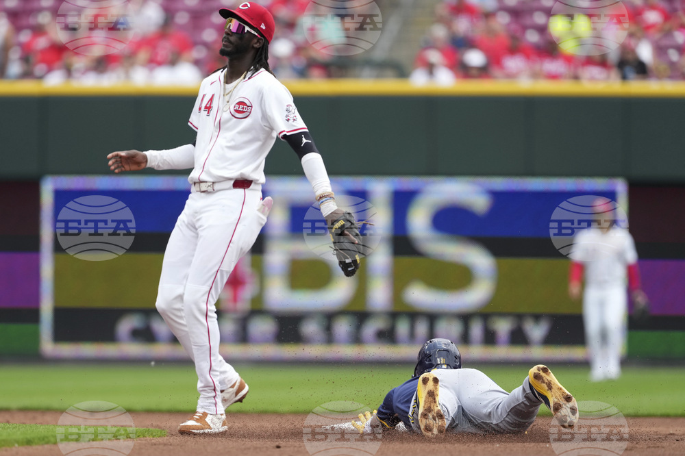 Brewers Reds Baseball