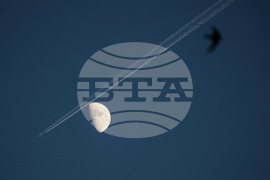 Самолет - Луна