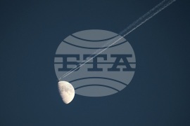 Самолет - Луна