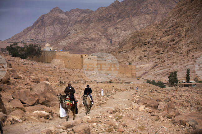 Учени откриха непозната до момента световна хроника на 1300 години в Синайския манастир „Св. Екатерина”