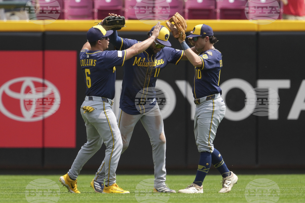 Brewers Reds Baseball