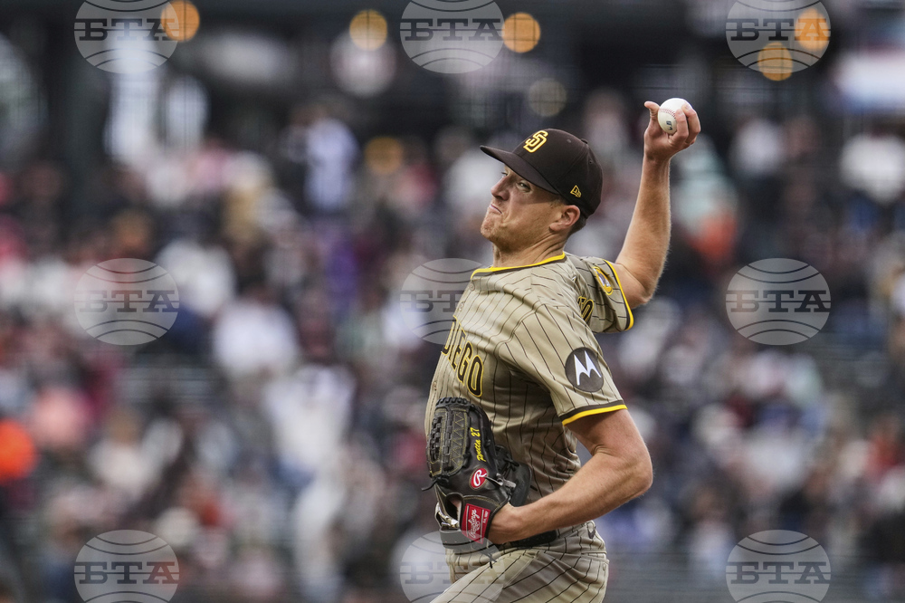 Padres Giants Baseball