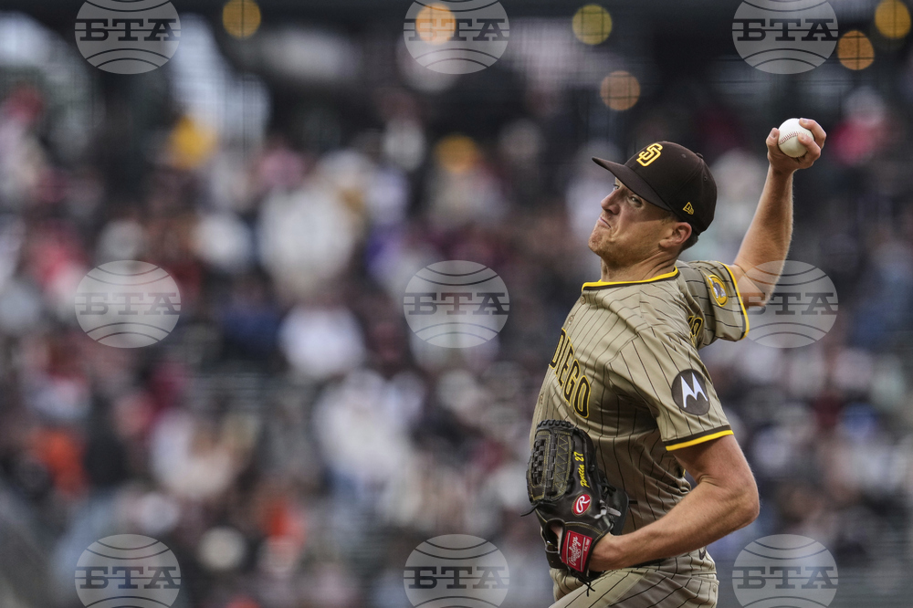 Padres Giants Baseball