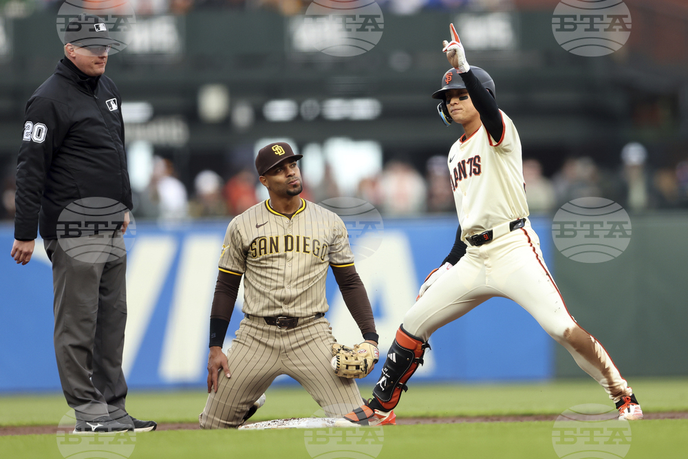 Padres Giants Baseball