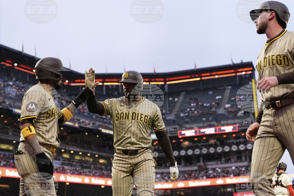 Padres Giants Baseball