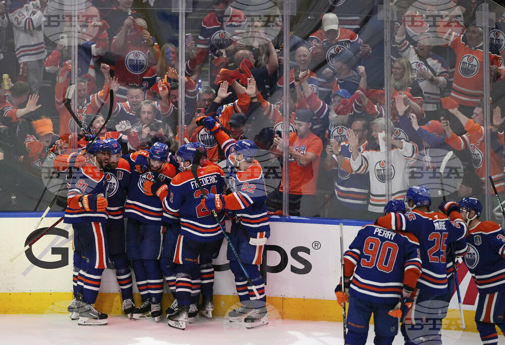 Stanley Cup Panthers Oilers Hockey