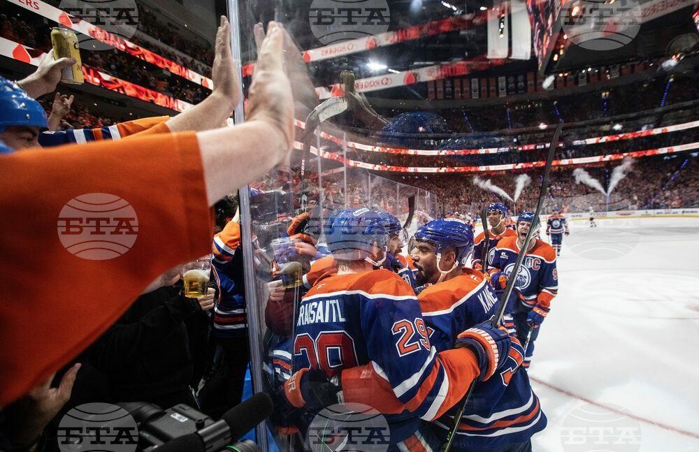 Stanley Cup Panthers Oilers Hockey