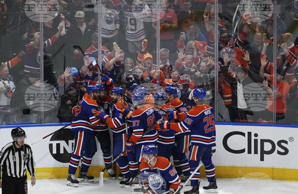 Stanley Cup Panthers Oilers Hockey