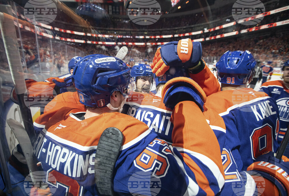 Stanley Cup Panthers Oilers Hockey