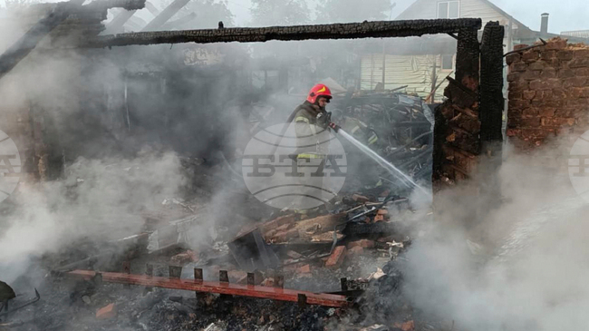 Експлозии са чути в Чернигов при руска атака, съобщиха местните власти