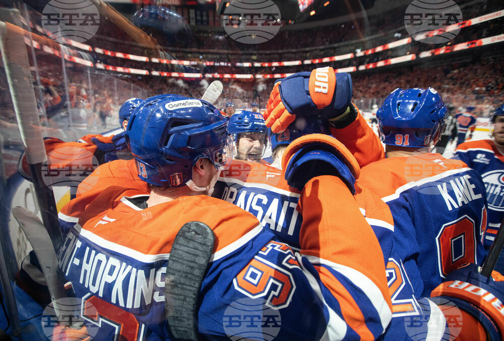 Stanley Cup Panthers Oilers Hockey