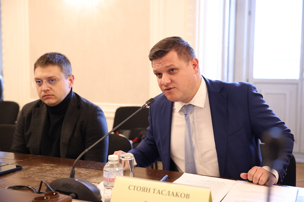 Комисия по политиките за българите извън страната: Парламентарна комисия изпраща сигнал до всички европейски институции