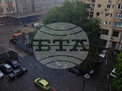 Румъния - Букурещ - буря