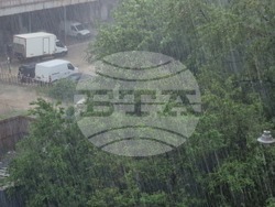 Румъния - Букурещ - буря