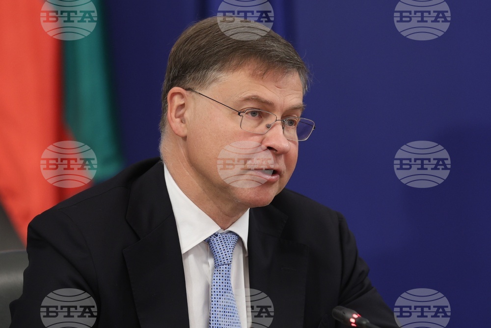 EC to Propose Opening Excessive Deficit Procedure for Bulgaria, Commissioner Dombrovskis Says