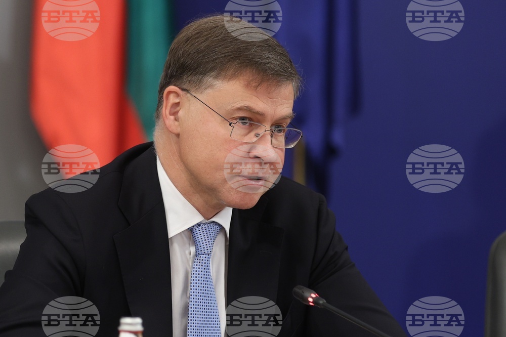 EU Commissioner Dombrovskis: Euro Adoption Will Bring Tangible Benefits to Bulgaria, but Fiscal Stability Must Be Preserved 