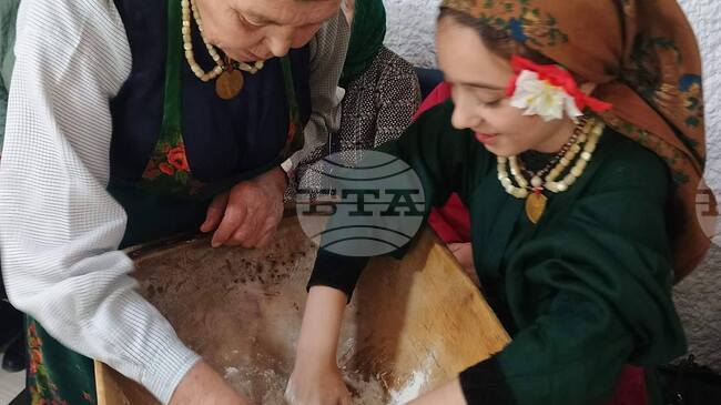 Facebook Page Showcases Culinary Heritage of Bulgarian Community in Ukraine's Krynychne