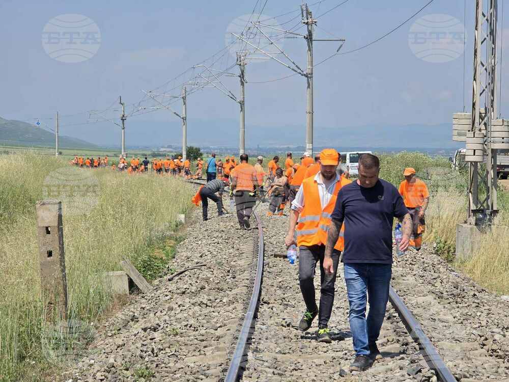 Freight Railway Car Derails in South-Central Bulgaria