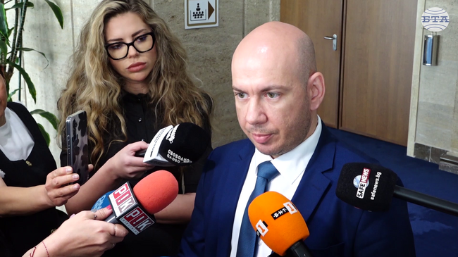 Докладът за Република Северна Македония не е обективен, настояваме за разследване, каза Ангел Георгиев от „Възраждане“