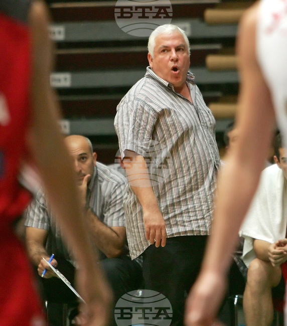 Пини Гершон присъства на тренировка на баскетболните национали на България до 16 години в Перник