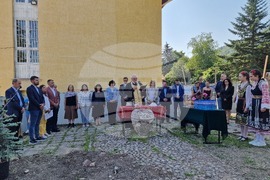 Село Лозен - първа копка - нов корпус на 201-во ОУ "Св. св. Кирил и Методий"