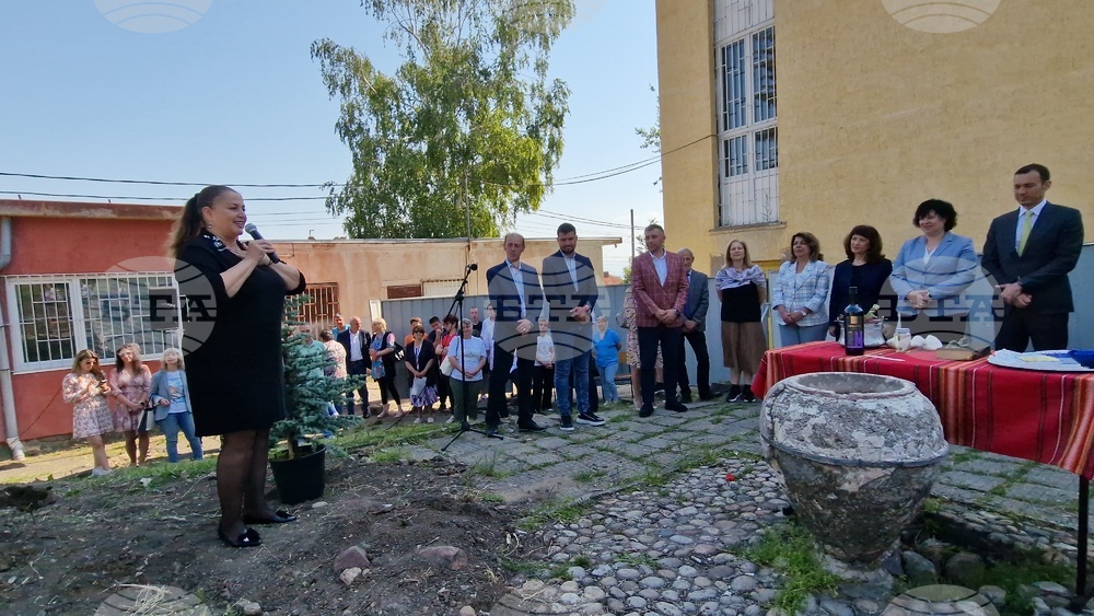 Село Лозен - първа копка - нов корпус на 201-во ОУ "Св. св. Кирил и Методий"
