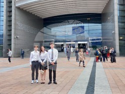 Попово - ученици - Брюксел