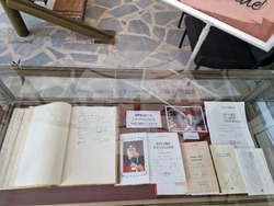 Разград - библиотека - изложба