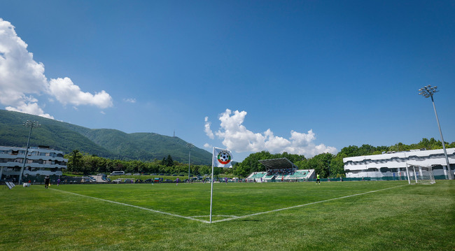 Половината от отборите в Първа лига бяха глобени от БФС след мачовете от третия кръг, най-много ЦСКА и пловдивските Ботев и Локомотив